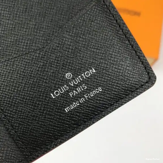 COVER PASSPORT Louis Vuitton 0629